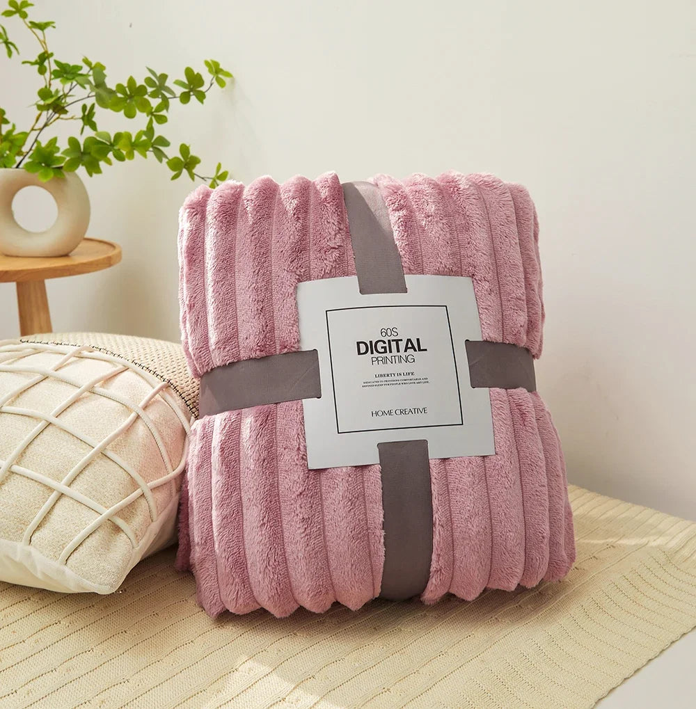 MarshmallowHug™ – Ultra-Soft Winter Fur Blanket